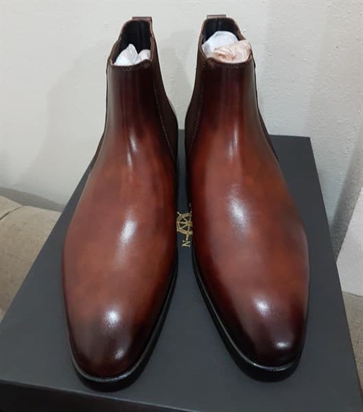 Danh mục Giày Cao Cổ