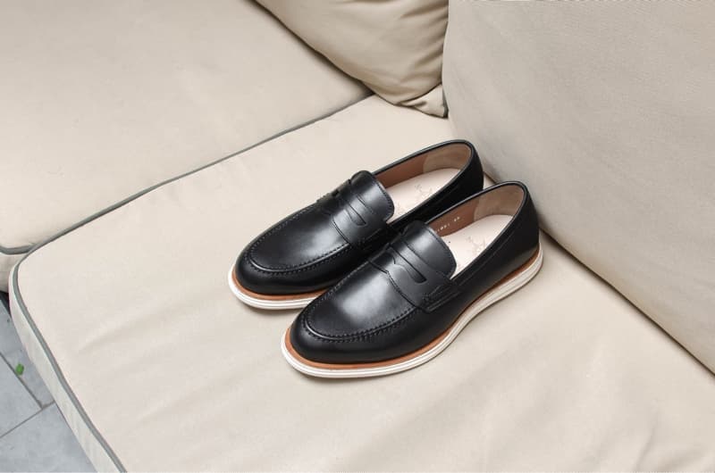 CLF 011 XM 1901 ( ESTEFANY )